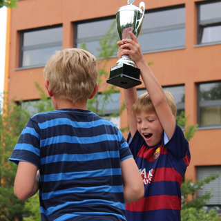 flurpokal2018_47 Montessori-Schulzentrum Leipzig - Neuigkeiten Grundschule - Der gelbe Flur gewinnt im Schlaf den Flurpokal
